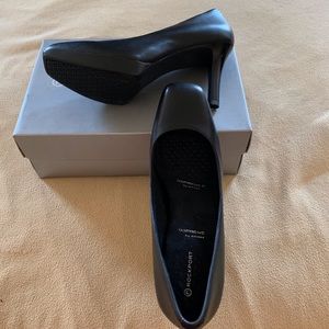 Black Dress Shoe